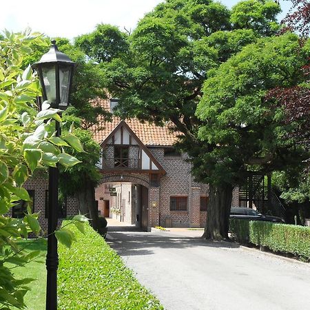 Le Domaine Des Cigognes Hotel Ennevelin Eksteriør billede
