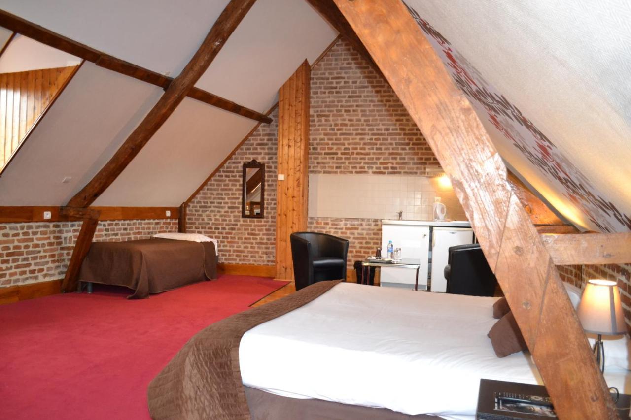 Le Domaine Des Cigognes Hotel Ennevelin Eksteriør billede