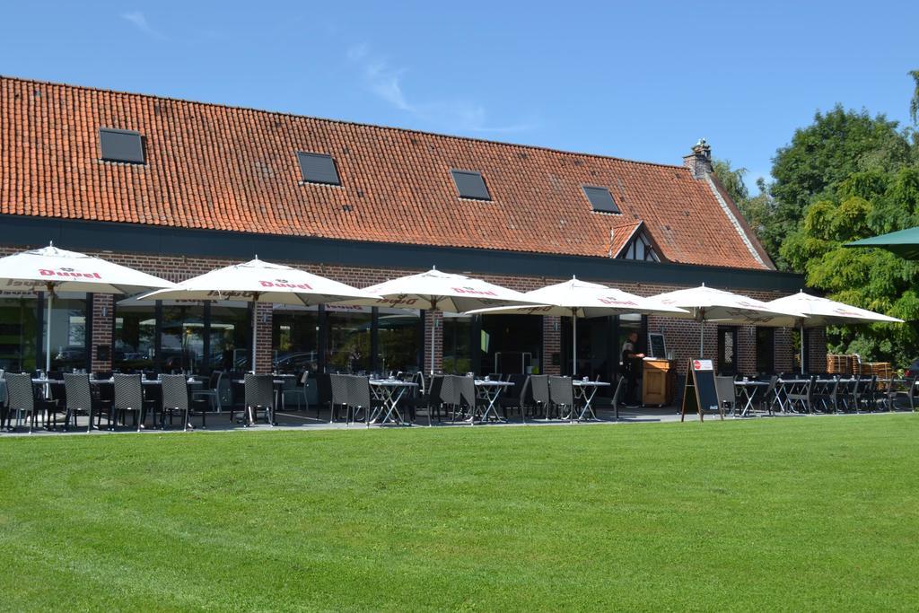 Le Domaine Des Cigognes Hotel Ennevelin Eksteriør billede